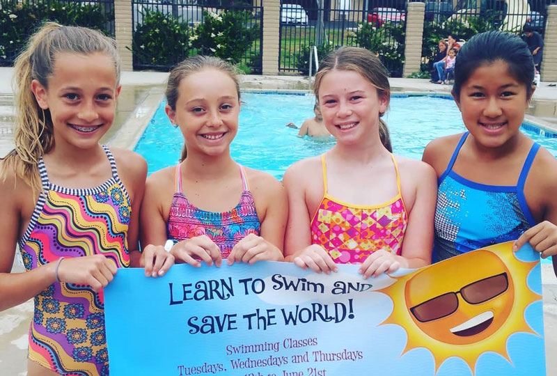 young girls in a swimming lesson